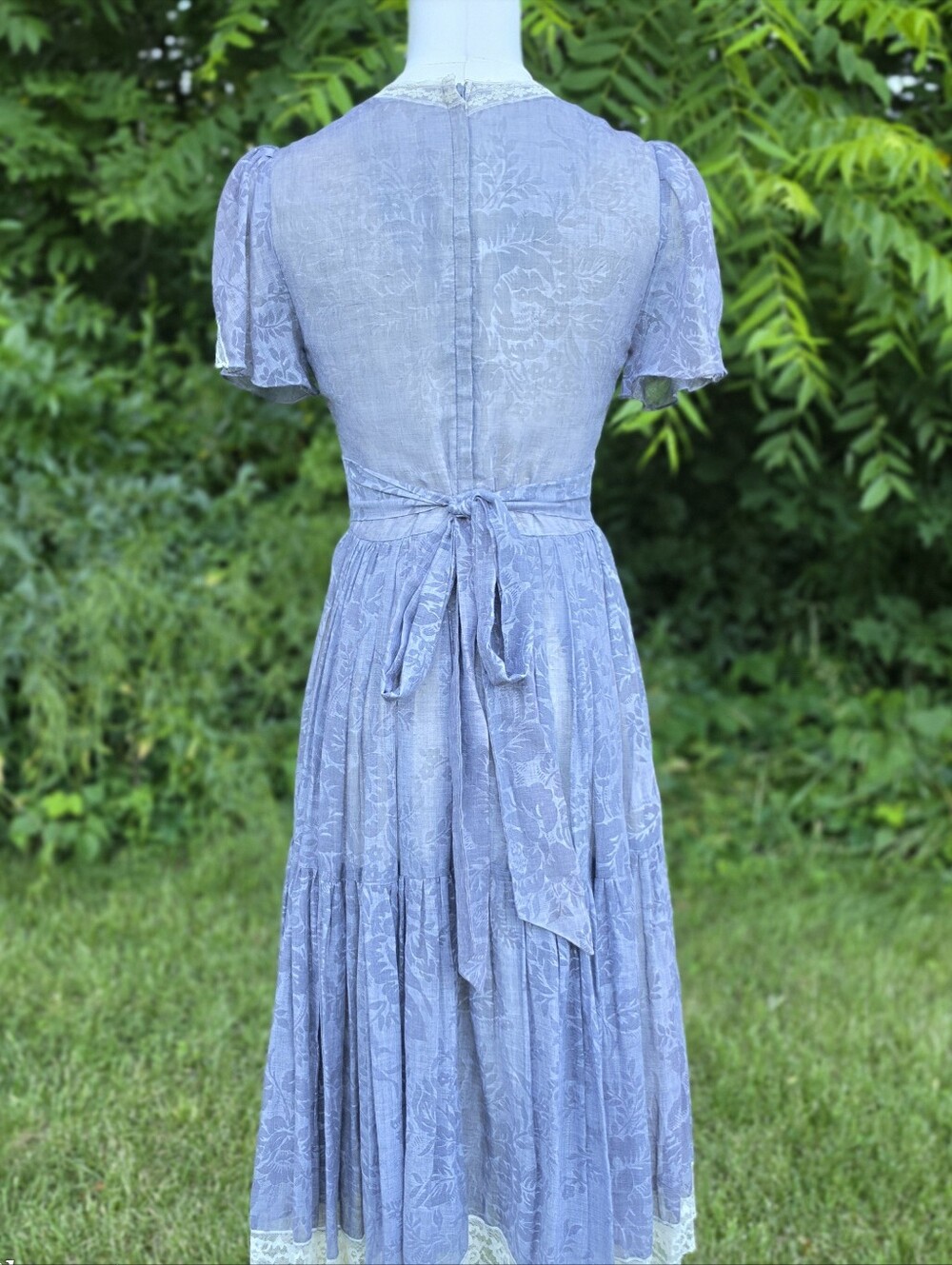 GUNNE SAX lace Trim Floral Midi Dress - Picture 6 of 11